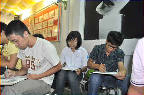 Luyện thi vẽ mỹ thuật vào đại học kiến trúc TP. HCM - Ảnh 2